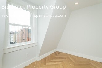 464 Massachusetts Ave in Boston, MA - Building Photo - Building Photo