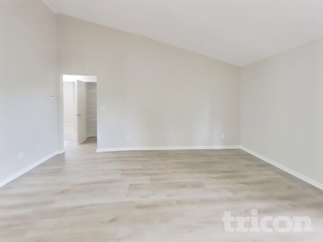 86216 Vegas Blvd in Yulee, FL - Foto de edificio - Building Photo