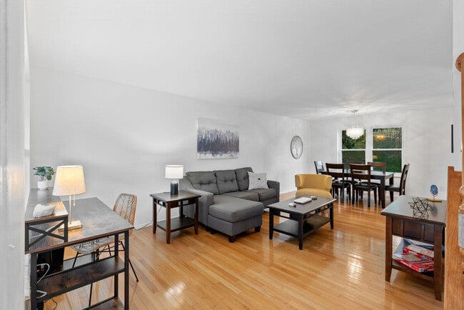 16401 Baja Ct in Ballwin, MO - Building Photo - Building Photo