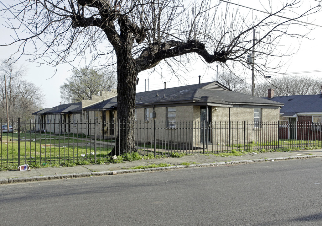 324 E Georgia Ave in Memphis, TN - Foto de edificio