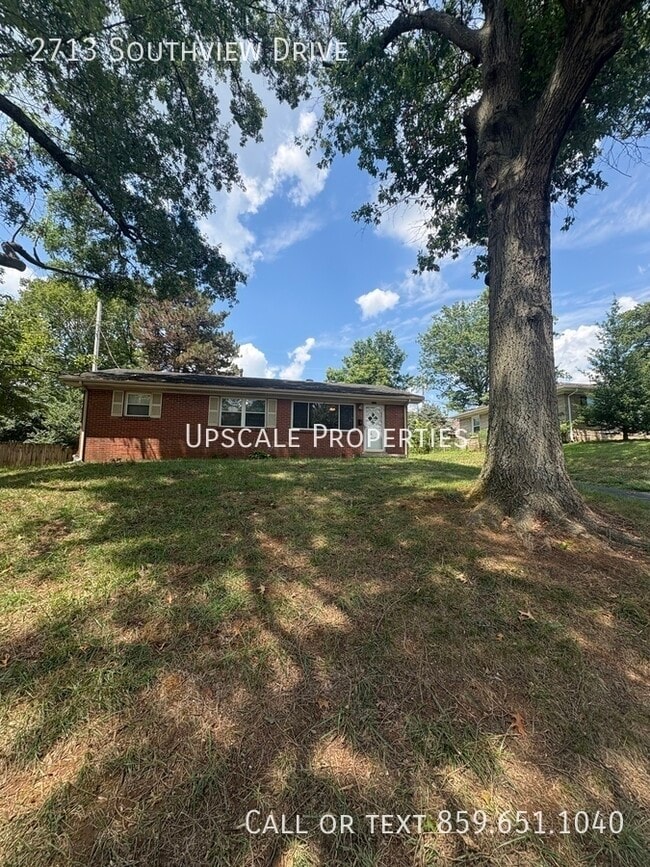 property at 2713 Southview Dr
