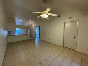 7400 Constitution Cir in Ft. Myers, FL - Building Photo - Building Photo