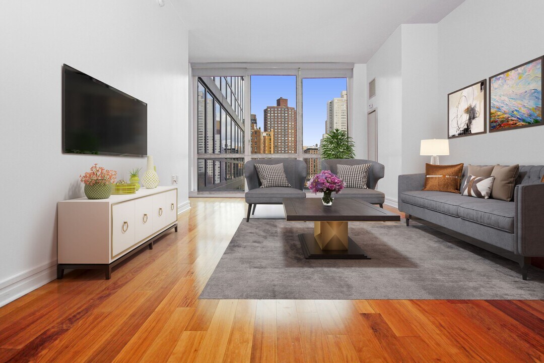 200 W End Ave in New York, NY - Building Photo
