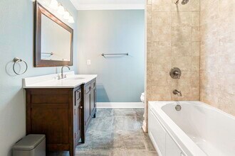 6640 Louisville St in New Orleans, LA - Building Photo - Building Photo