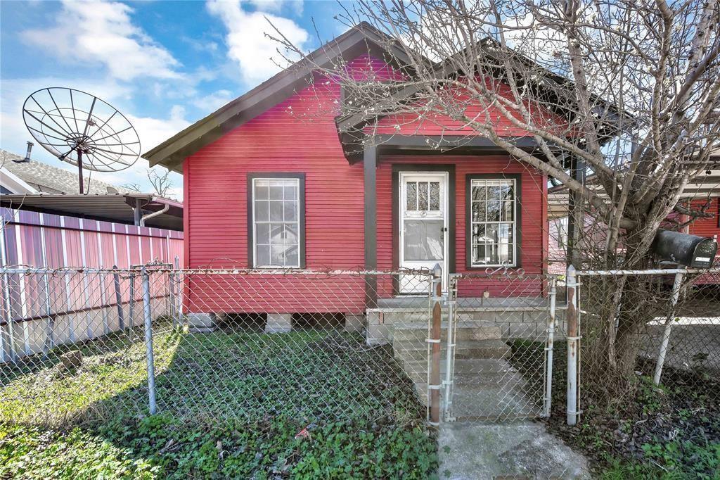 1504 Luzon St in Houston, TX - Building Photo