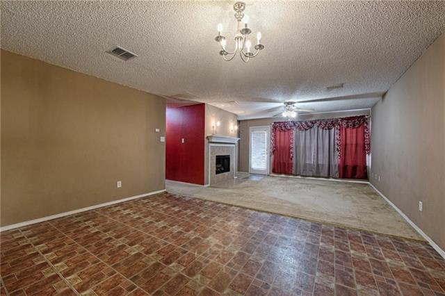 909 Simi Dr in Arlington, TX - Building Photo - Building Photo