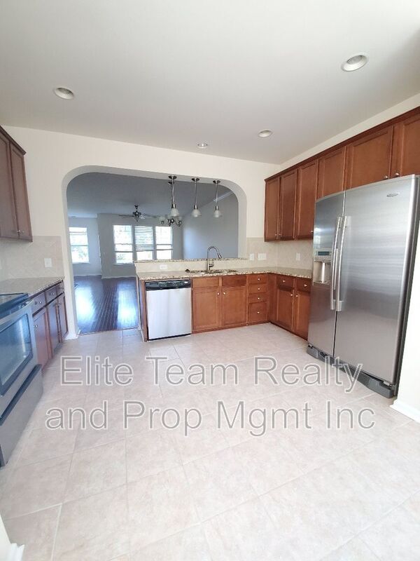 11190 Bridgewater Dr in Huntersville, NC - Building Photo - Building Photo