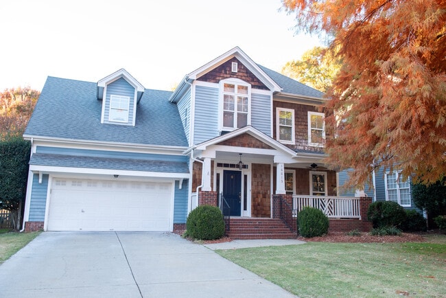 property at 16015 Kelly Park Cir