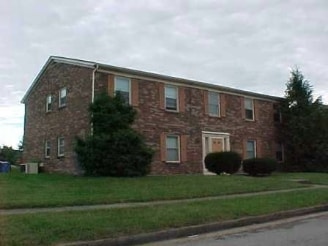 3700 Hacker Ct in Lexington, KY - Foto de edificio - Building Photo