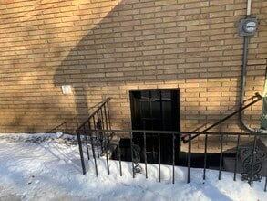 2541 Bittersweet Ln in St. Paul, MN - Foto de edificio - Building Photo