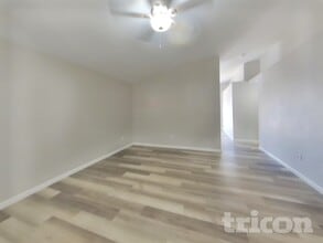 12723 W Jenero Dr in Arizona City, AZ - Building Photo - Building Photo