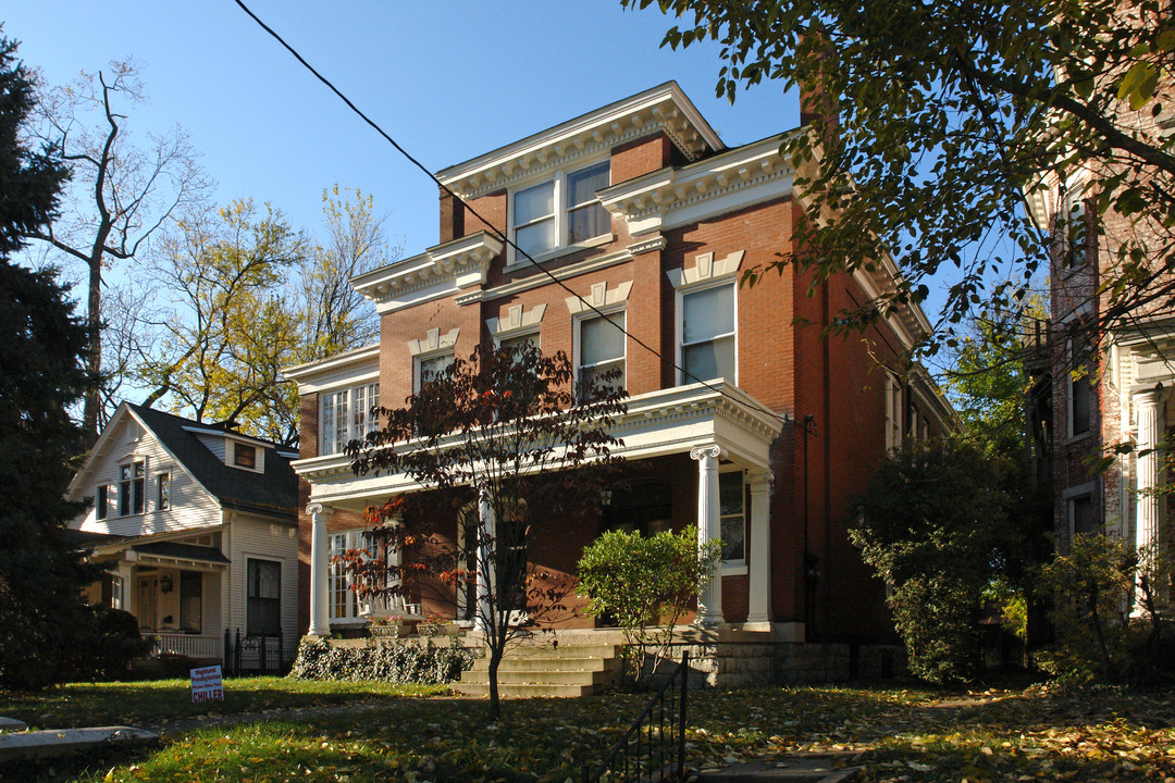 940 Cherokee Rd in Louisville, KY - Building Photo