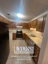 1100 S Gordon Ave in Adel, GA - Building Photo - Building Photo