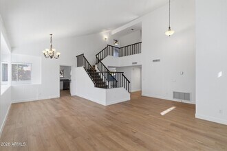 14252 S 43rd Pl in Phoenix, AZ - Building Photo - Building Photo