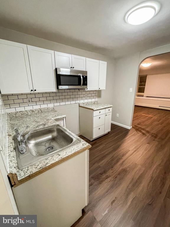 property at 539 Glenview St