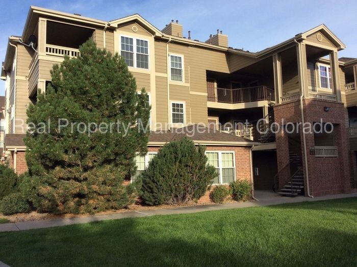 12886 Ironstone Way-Unit -APT 301 in Parker, CO - Foto de edificio