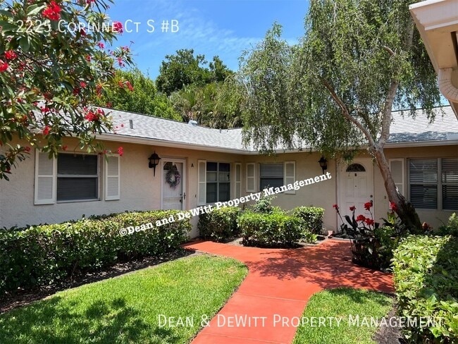 property at 2225 Corinne Ct S