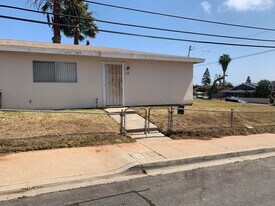 776-778 Cypress Ave in Imperial Beach, CA - Building Photo