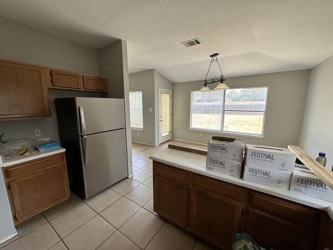 1003 Rolling Ridge Dr in Round Rock, TX - Building Photo - Building Photo