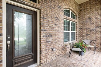 30815 Berkshire Downs Dr in Tomball, TX - Building Photo - Building Photo