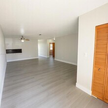 3611 NW 194th Terrace, Unit 207 in Miami Gardens, FL - Building Photo - Building Photo