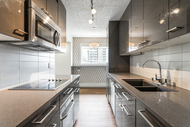 property at 10140-115 115 St NW