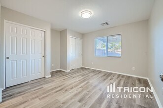 11208 W Devonshire Ave in Phoenix, AZ - Building Photo - Building Photo