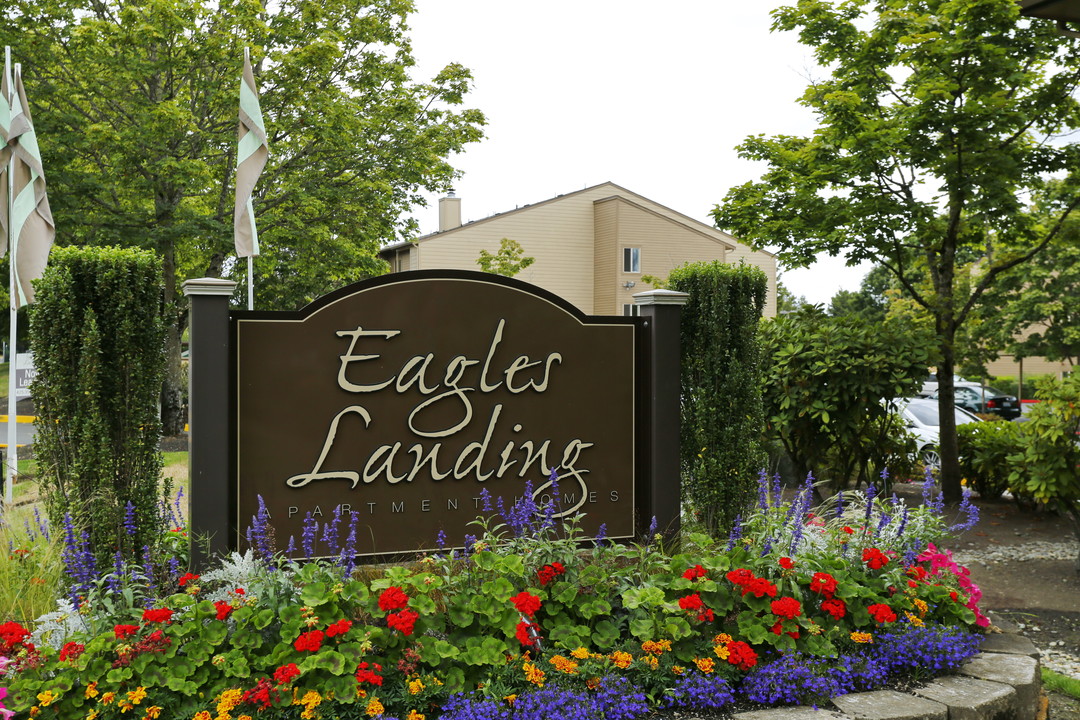 Eagles Landing Apartments in Everett, WA - Building Photo