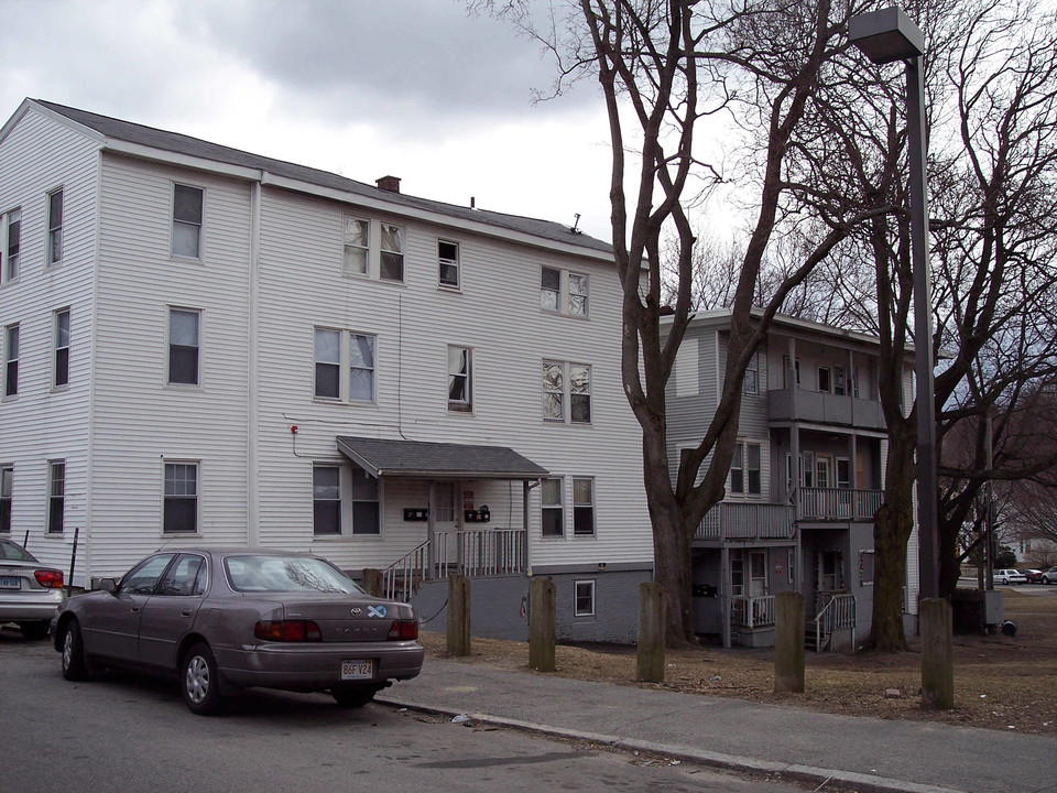 4-6 Gates St in Worcester, MA - Foto de edificio