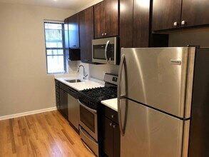 Cullom Park, LLC in Chicago, IL - Building Photo - Interior Photo