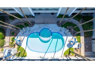 The Van Buren in Tucson, AZ - Foto de edificio - Building Photo