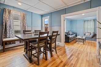 8 Weston St, Unit 2 in Augusta, ME - Building Photo - Building Photo