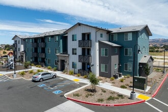 Royal Oak Village in Morgan Hill, CA - Building Photo - Building Photo