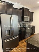 4718 Brentford Dr in Newburgh, IN - Building Photo - Building Photo