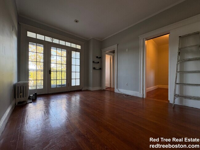 321 S Huntington Ave in Boston, MA - Building Photo - Building Photo
