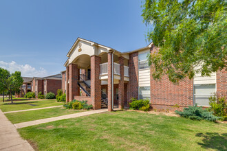 The Links at Stillwater I/II in Stillwater, OK - Foto de edificio - Building Photo