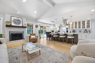 9707 Bordeaux Ln in Austin, TX - Building Photo