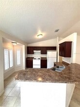 3841 NE 28th Terrace in Ocala, FL - Building Photo - Building Photo