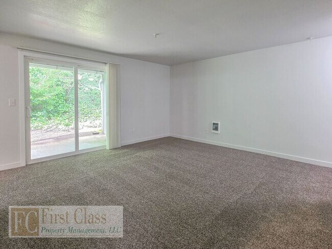 3602 SW Beaverton Hillsdale Hwy in Portland, OR - Building Photo - Building Photo