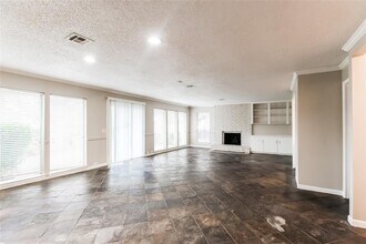 20502 Spoonwood Dr in Humble, TX - Building Photo - Building Photo