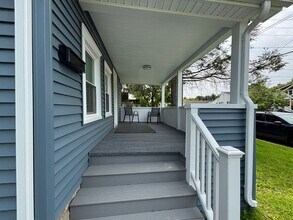 40 N Brookside Ave in Endicott, NY - Building Photo - Building Photo