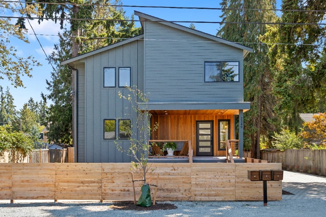 2349 NE 127th St in Seattle, WA - Building Photo - Building Photo