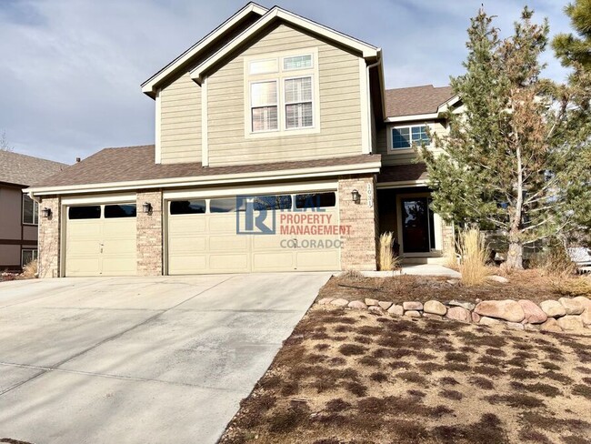 property at 1031 Surlyn Ct