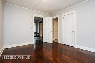3842 E 68th Terrace in Kansas City, MO - Building Photo - Building Photo