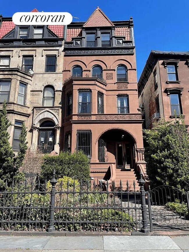 property at 109 MacDonough St