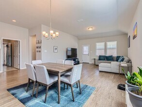 11915 Mercantile Ln in Austin, TX - Building Photo - Building Photo