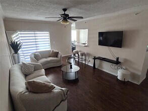 11631 SW 2nd St in Pembroke Pines, FL - Building Photo - Building Photo