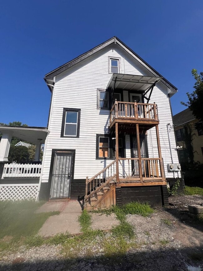 444 E 124th St in Cleveland, OH - Building Photo - Building Photo