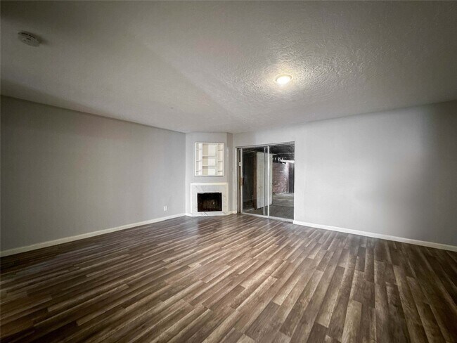 11873 Algonquin Dr in Houston, TX - Building Photo - Building Photo