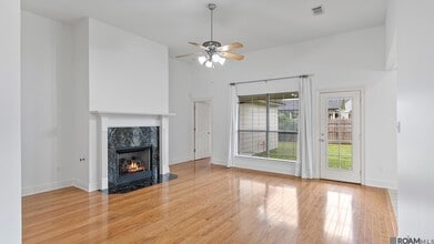 12237 Spring Valley Dr, Unit 86-3805 in Geismar, LA - Building Photo - Building Photo